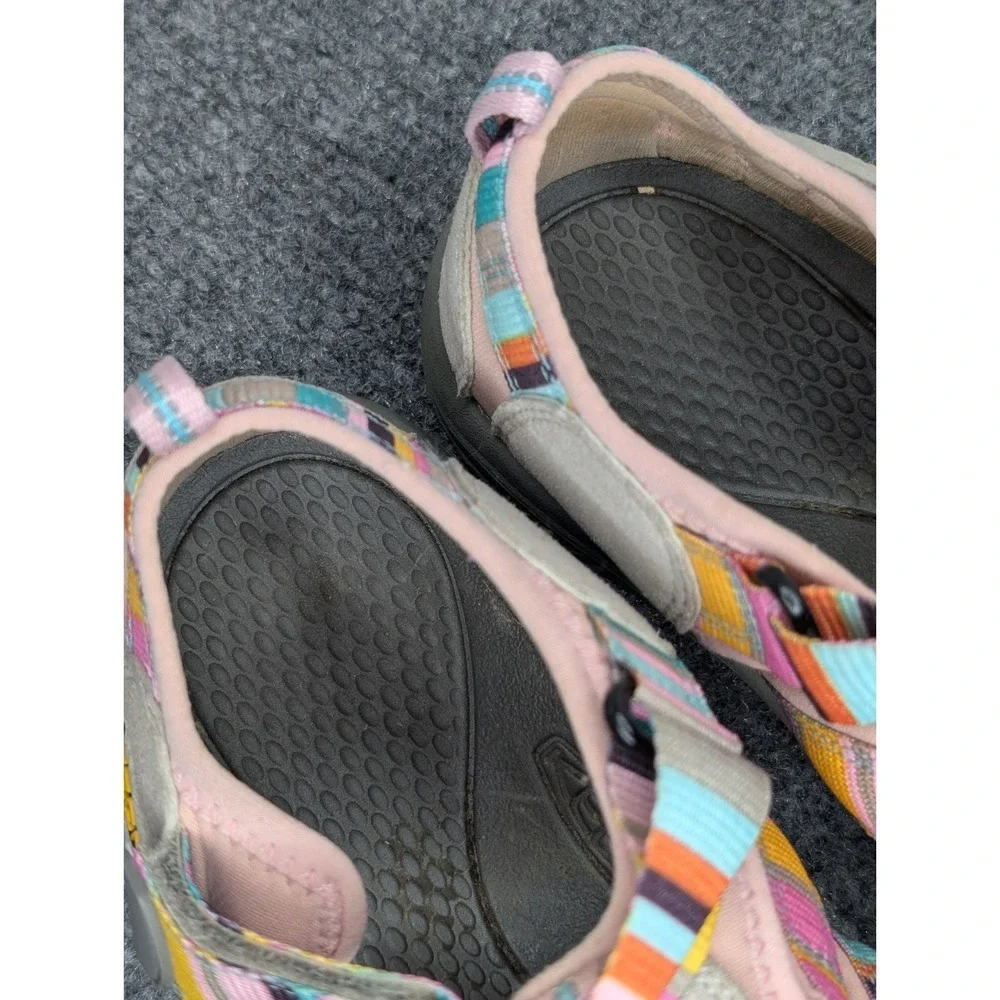 KEEN Newport H2 Multi Color Pink Women's 6 Waterproof Hiking Kayak Sandals